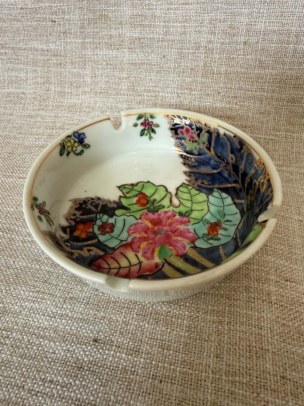 Vintage Japanese Tobacco Leaf Porcelain Ashtray